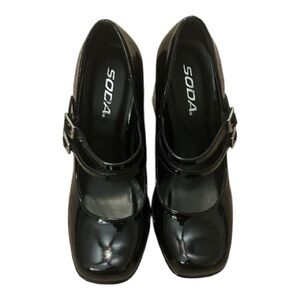 Soda Glossy Black Mary Jane Heels